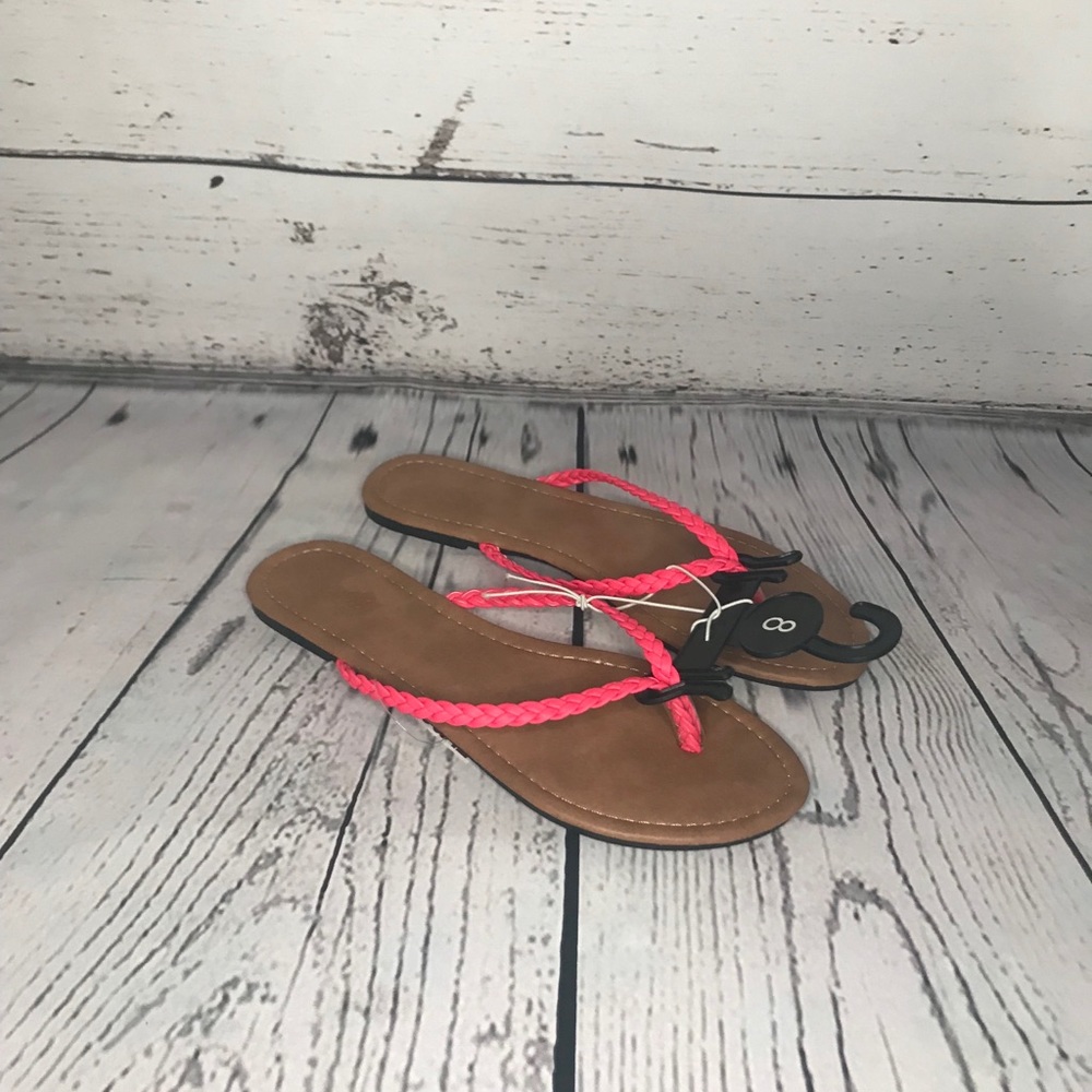 🔥NEW🔥 Women’s Flip Flops